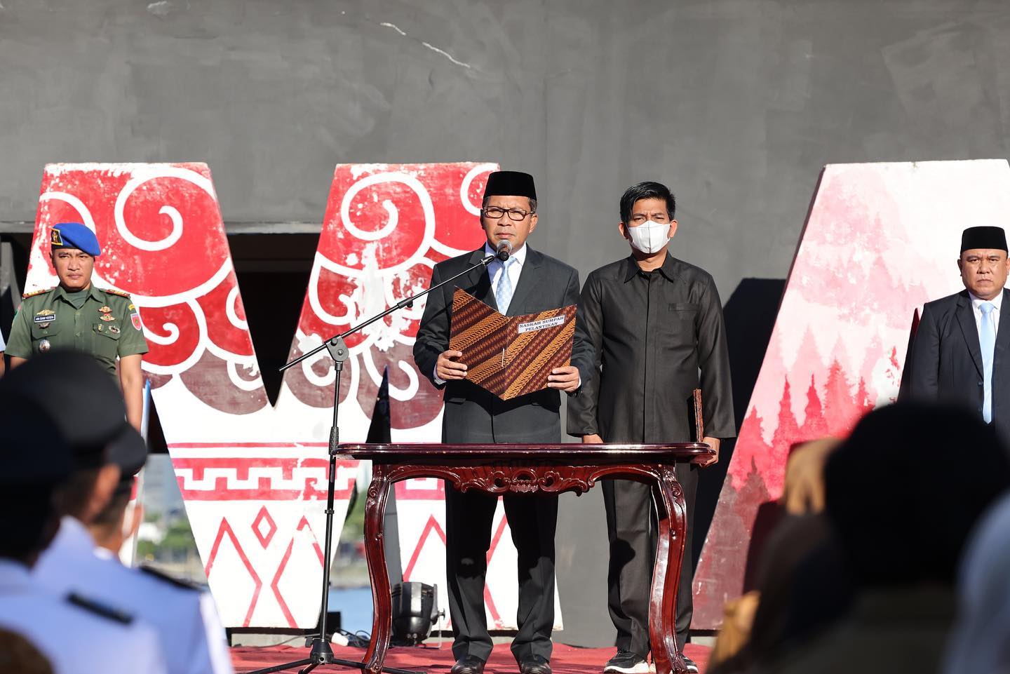 Lantik 457 Pejabat, Wali Kota Danny Minta Jangan Sia-siakan Amanah